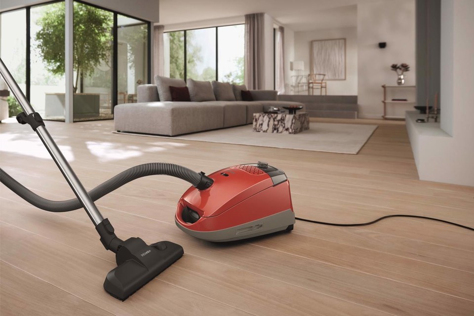 Miele Guard S1 Junior 3,5 L A cilindro Secco 890 W Sacchetto per la polvere