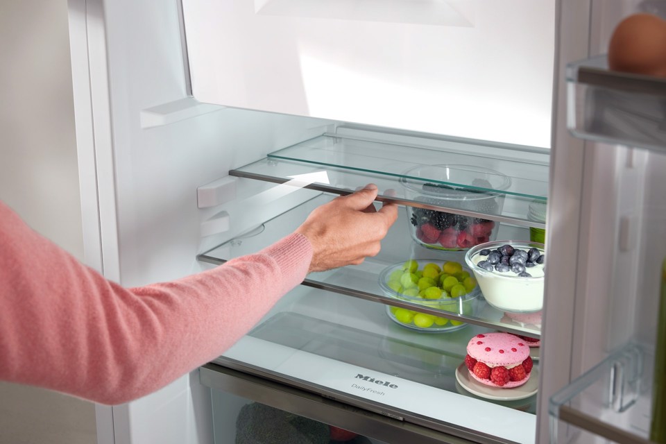 Miele KFN 4796 AD Libera installazione 485 L Acciaio inox