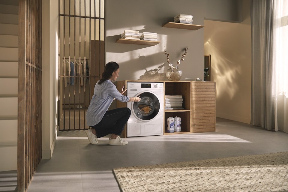 Miele WWB680 WCS lavatrice Caricamento frontale 8 kg 1400 Giri/min Bianco