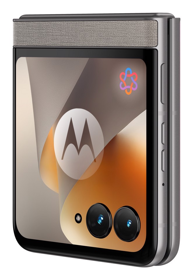 Motorola razr 70 (8/256GB, Doppia camera 50MP, Display interno FHD+ 6.9" 120Hz e esterno 3.62", MediaTek Dimensity 7450X, 4800mAh, TurboPower 30W, Android 16), PANTONE Hematite