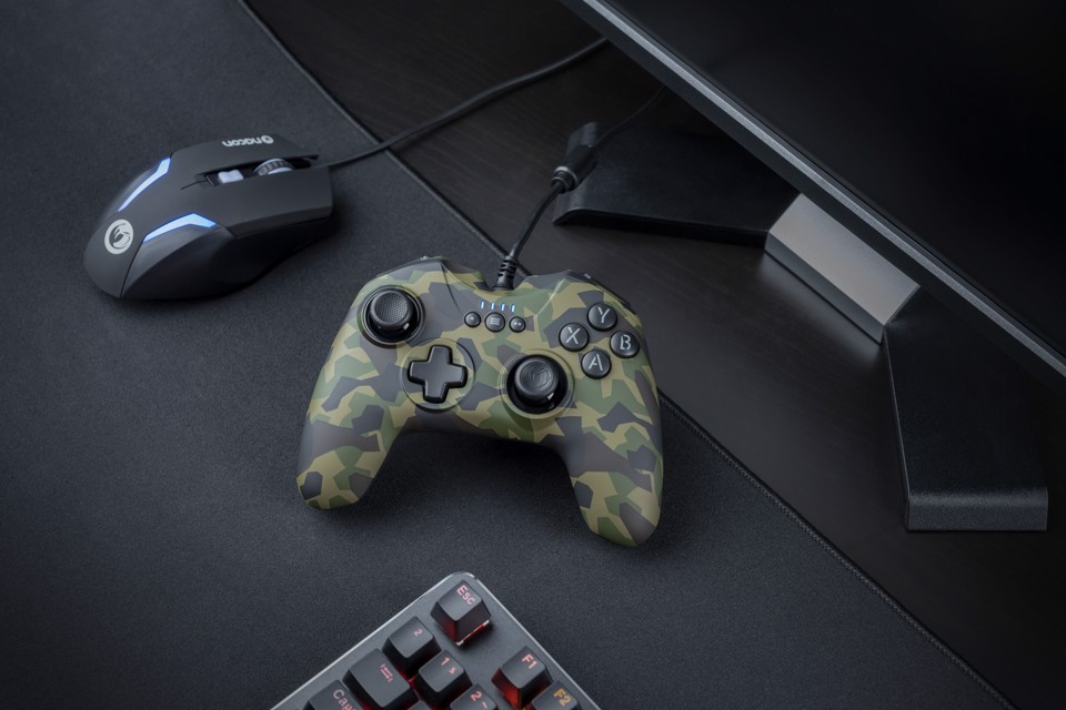 NACON GC-100 Forest Camo Mimetico USB Gamepad PC