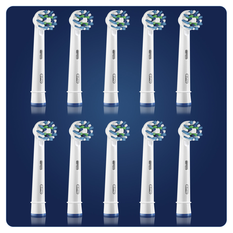 Oral-B CrossAction Testine di ricambio per spazzolino 8 + 2 Extra