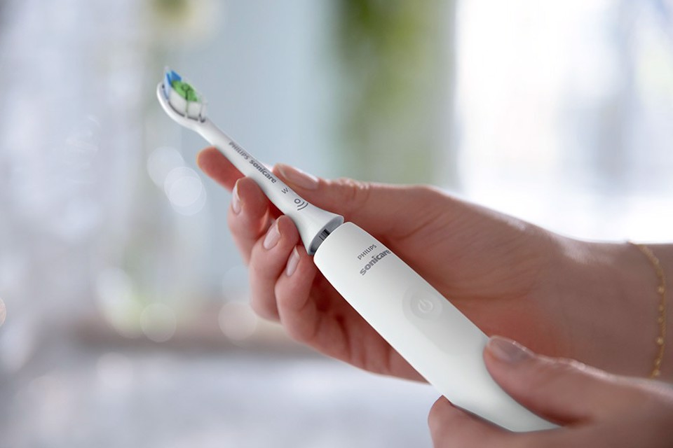 Philips Sonicare serie 4100 Sonicare Spazzolino elettrico sonico bianco HX3681/33