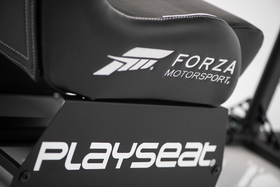 Playseat Forza Motorsport Sedia per gaming universale Sedia tappezzata Nero, Bianco