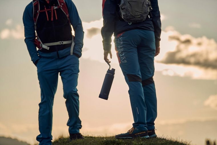 PURO WB750OUTDOORDW1DKBL borraccia Uso quotidiano, Trekking, Sport 750 ml Silicone, Acciaio inossidabile Blu