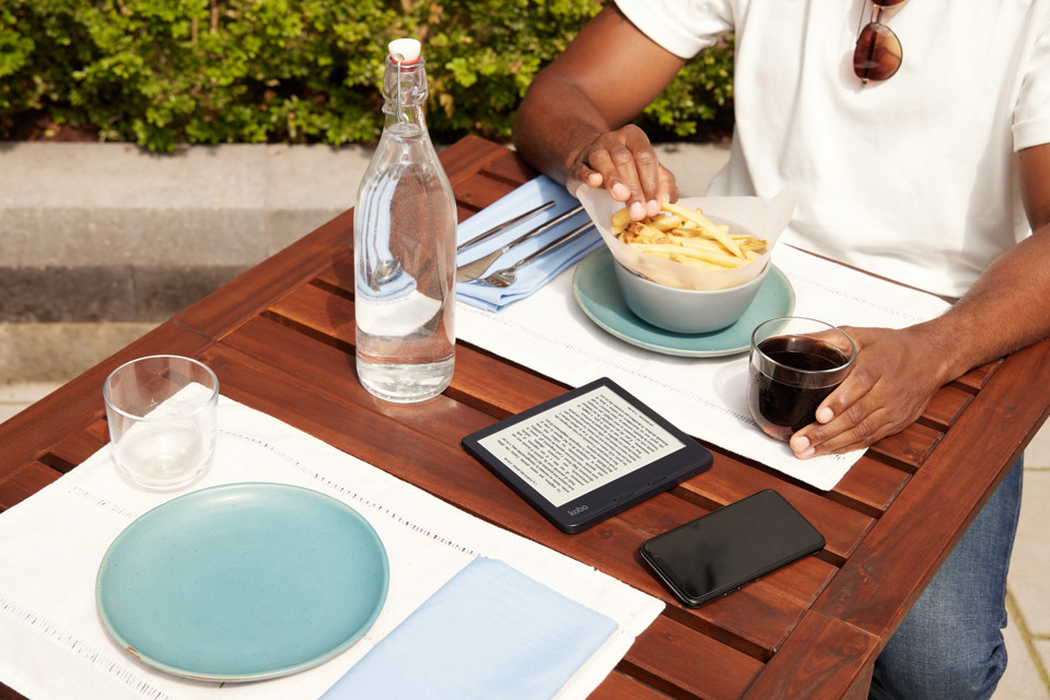 Rakuten Kobo Libra 2 lettore e-book Touch screen 32 GB Wi-Fi Bianco