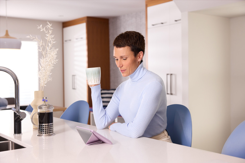 Rakuten Kobo Libra 2 lettore e-book Touch screen 32 GB Wi-Fi Bianco