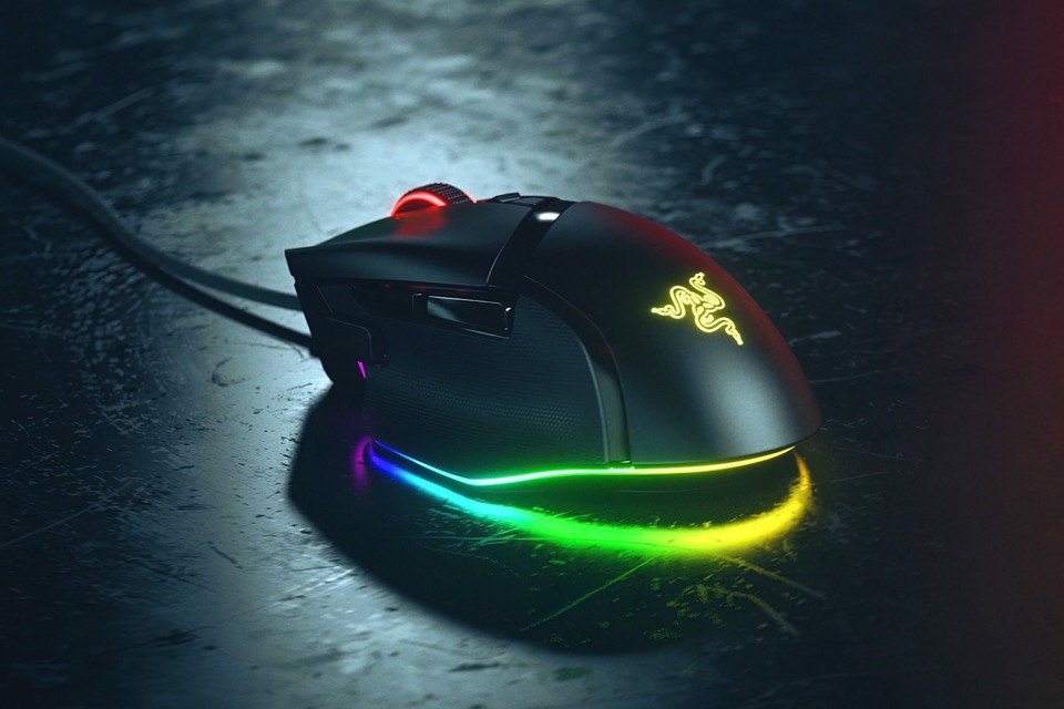 Razer Basilisk V3 mouse Gaming Mano destra USB tipo A Ottico 26000 DPI