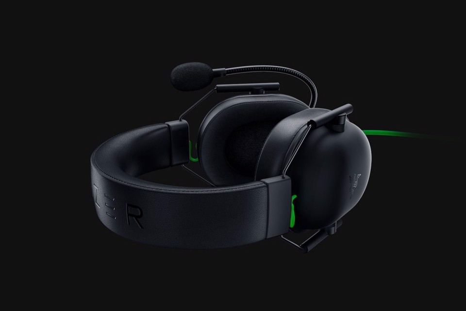 Razer Blackshark V2 X Auricolare Cablato A Padiglione Gaming Nero, Verde