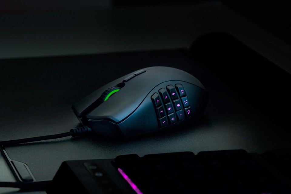 Razer Naga Trinity mouse Mano destra USB tipo A Ottico 16000 DPI