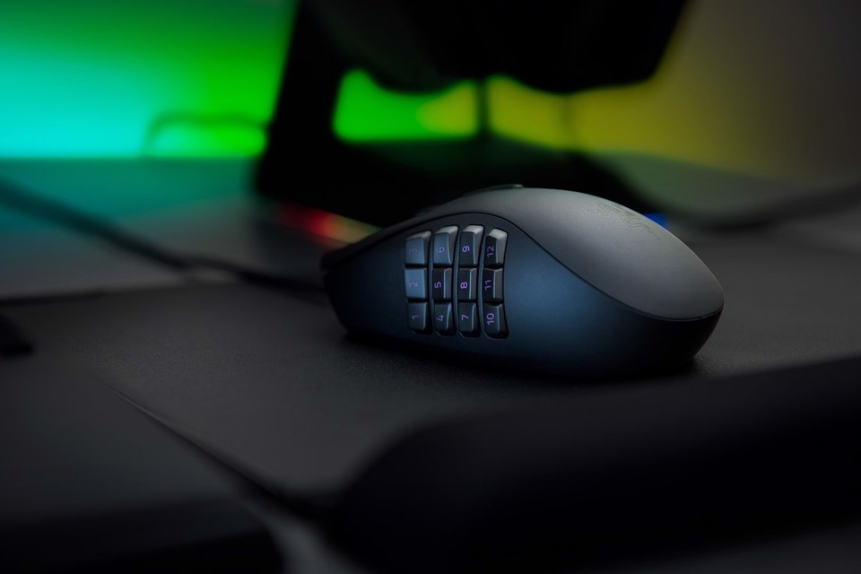 Razer Naga Trinity mouse Mano destra USB tipo A Ottico 16000 DPI