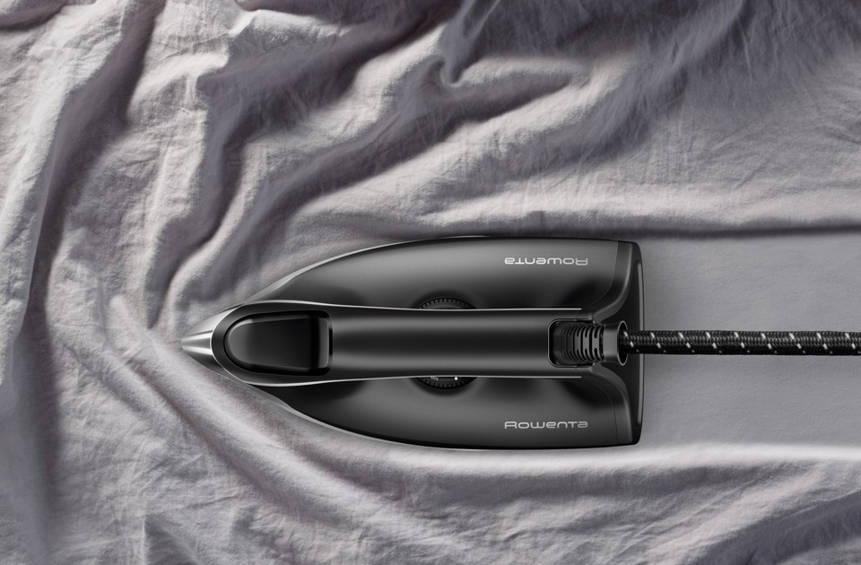 Rowenta Ferro da stiro a vapore VR8320 Turbosteam