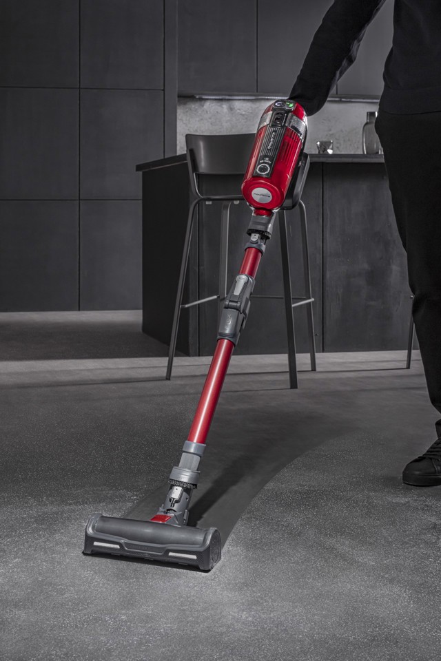 Rowenta X-Force RH9879 XFORCE FLEX 11.60 Animal Care, Scopa Ricaricabile, Aspirapolvere con Tubo Flessibile per raggiungere ogni punto, Motore Digitale, 130 Air Watt di potenza, Aspira 45 minuti, Animal Kit