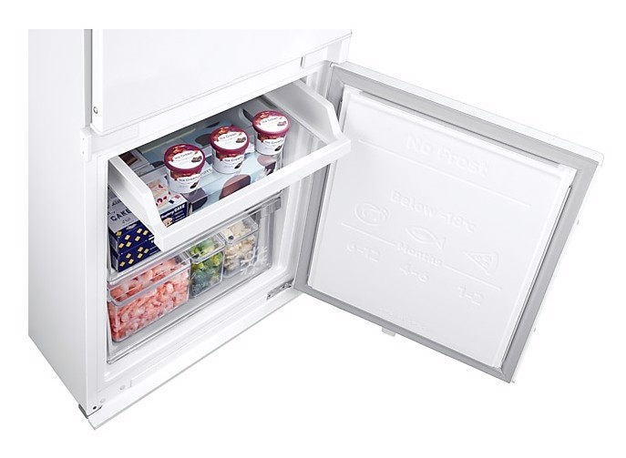 Samsung BRB80F26BCS0EF Frigorifero Combinato da Incasso F1rst 60 AI 1.78m 264L Total No Frost