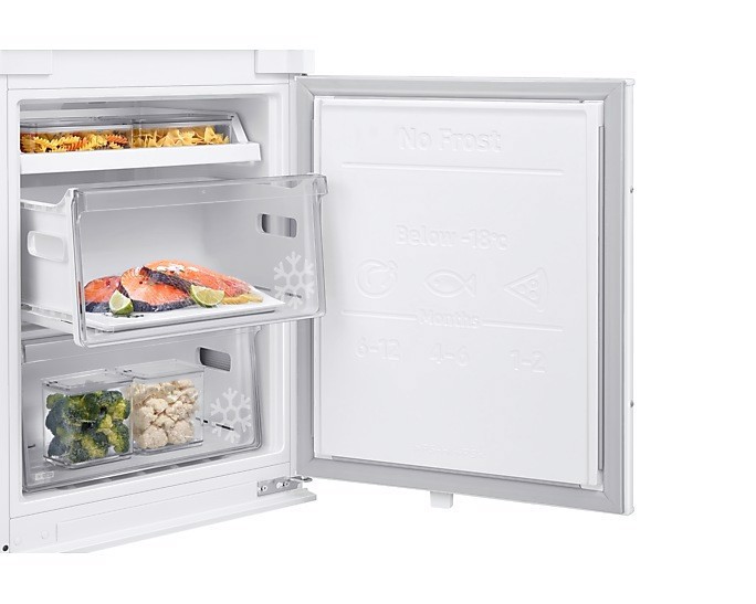 Samsung BRB80F26BCS0EF Frigorifero Combinato da Incasso F1rst 60 AI 1.78m 264L Total No Frost