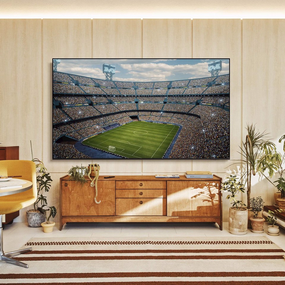 Samsung Crystal UHD 50" UE50U7000FUXZT 4K, Processore Crystal 4K, HDR, Smart Experience, OTS Lite & Adaptive Sound, Metal Stream Design, Smart TV, 2025