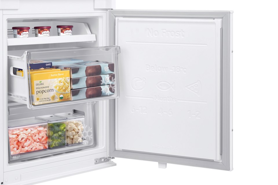 Samsung Frigorifero Combinato da Incasso F1rst 60 AI Plus 1.94m 298L Total No Frost
