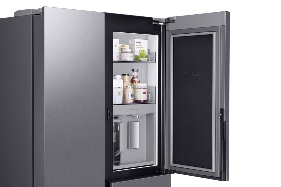 Samsung Frigorifero Side by Side con Beverage Center™ 645L RH69CG895DS9