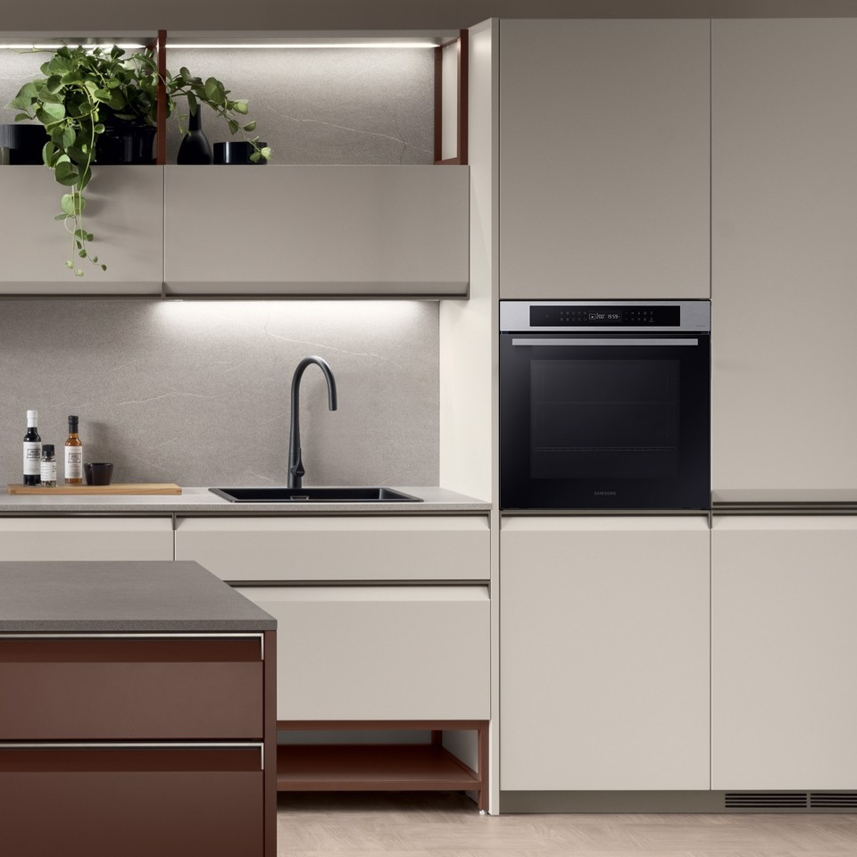 Samsung NV7B4040VBS Forno ad incasso Multifunzione Serie 4 76 L A+ Inox