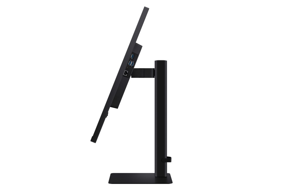 Samsung S60UD Monitor PC 81,3 cm (32") 2560 x 1440 Pixel Quad HD LCD Nero