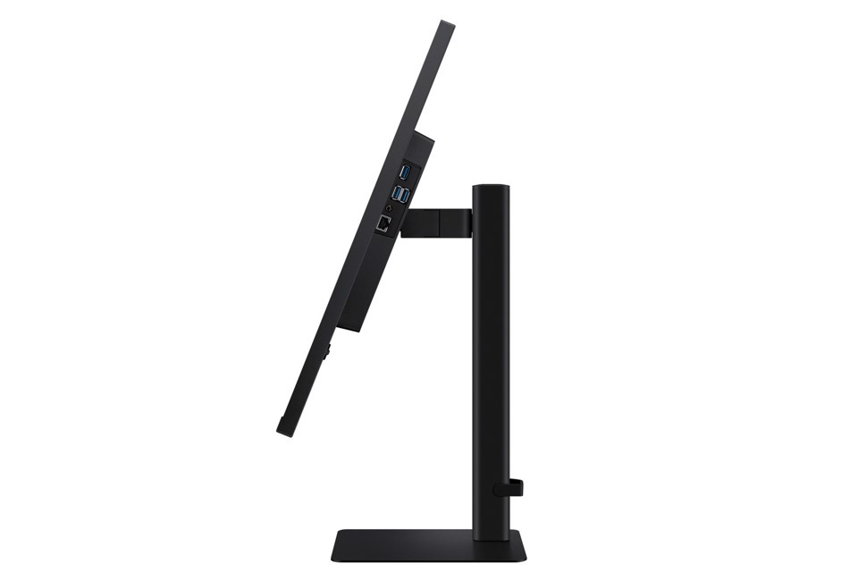 Samsung S60UD Monitor PC 81,3 cm (32") 2560 x 1440 Pixel Quad HD LCD Nero