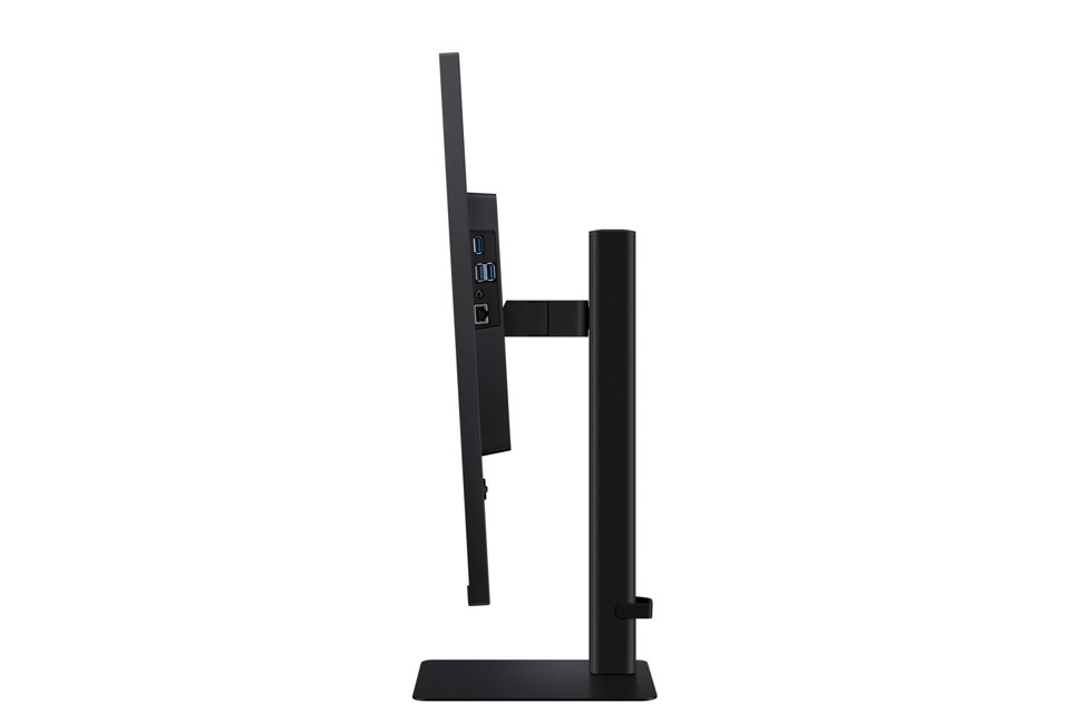 Samsung S60UD Monitor PC 81,3 cm (32") 2560 x 1440 Pixel Quad HD LCD Nero