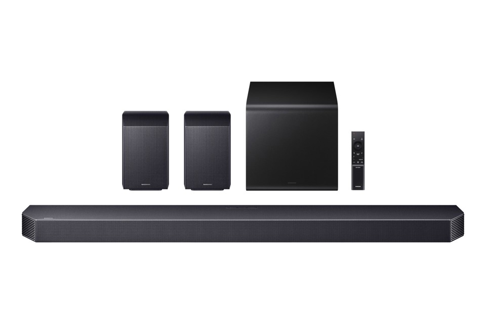 Samsung Soundbar HW-Q930H/XC, Audio 9.1.4 canali, potenza 580W, Active Voice Amplifier Pro, Bluetooth 5.3, Q-Symphony, Wireless Dolby Atmos, 2026
