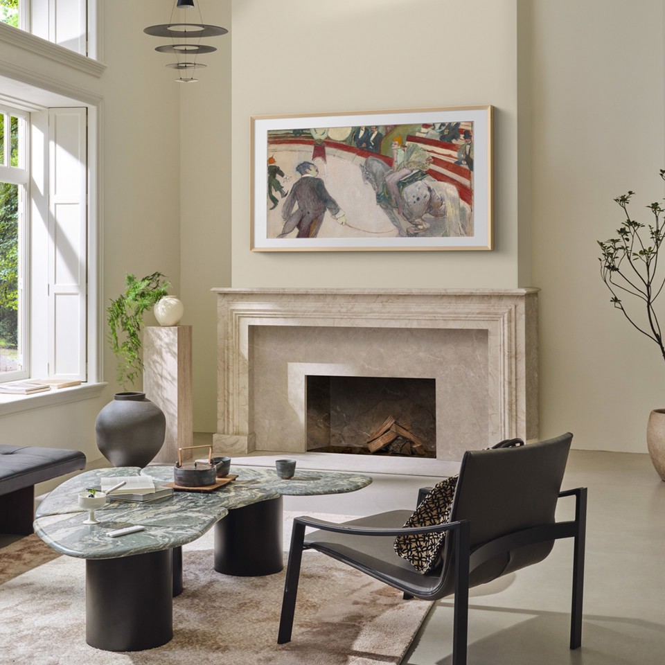 Samsung The Frame Pro AI TV 65" QE65LS03FWUXZT 4K, Processore NQ4 AI Gen3, 4K AI Upscaling, Art Mode, Matte Display, Neo Quantum HDR, Dolby Atmos & OTS, Modern Frame Design, Vision AI Smart TV, 2025