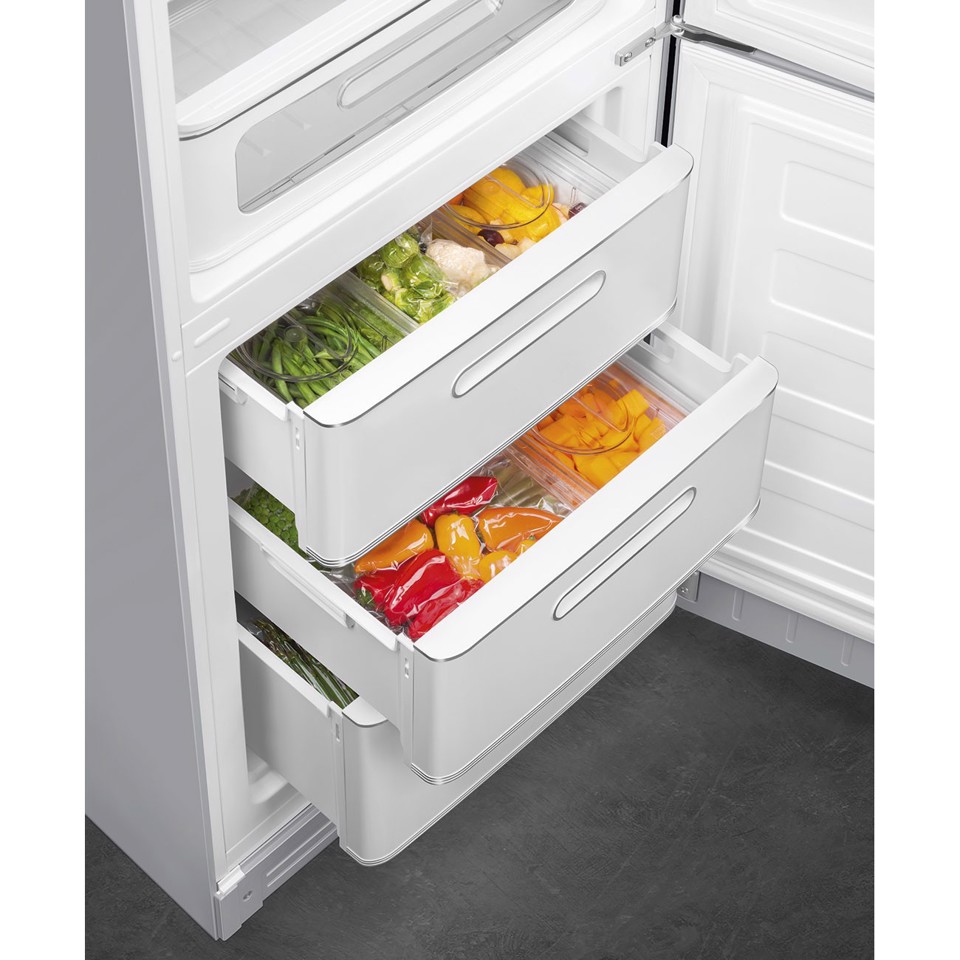 Smeg 50's Style FAB32RSV5 Silver