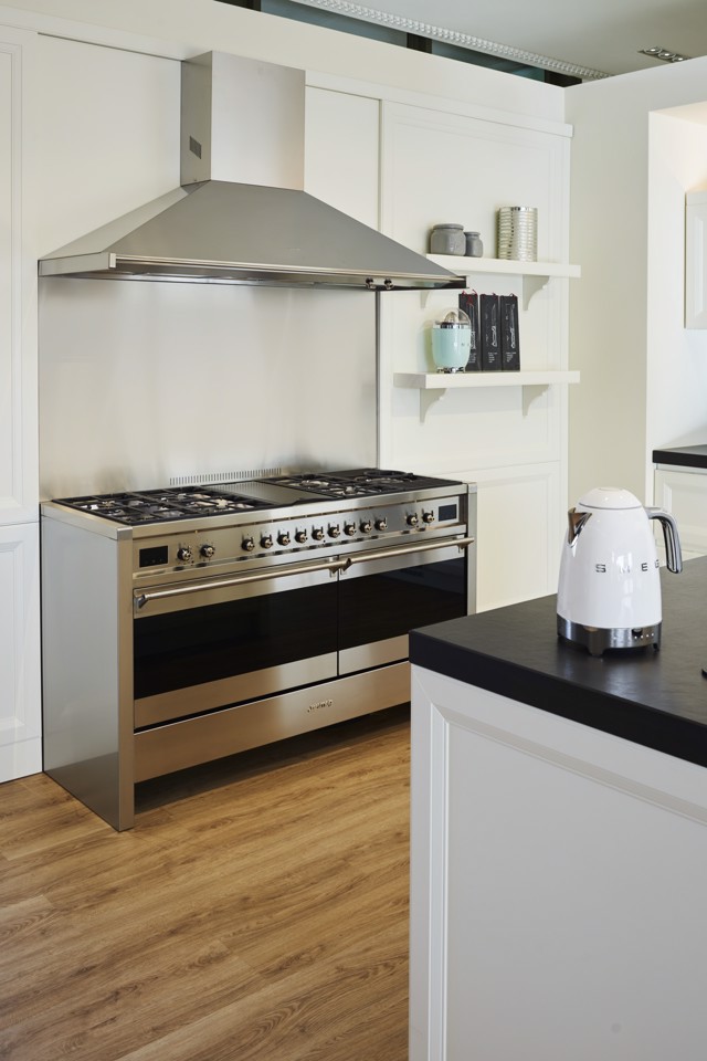 Smeg Bollitore A Temperatura Variabile 50's Style – Bianco LUCIDO – KLF04WHEU