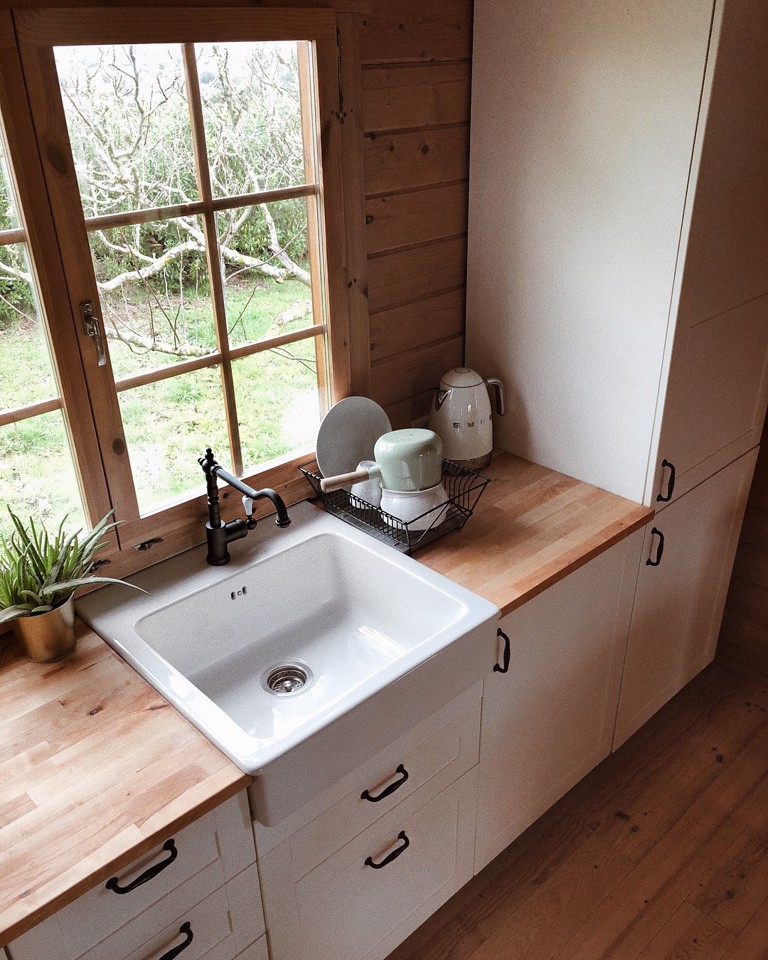 Smeg Bollitore A Temperatura Variabile 50's Style – Panna LUCIDO – KLF04CREU