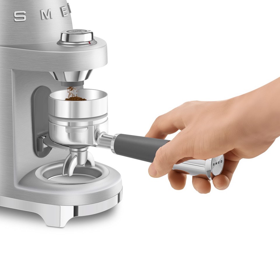 Smeg CGF02SSEU macina caffé 150 W Alluminio