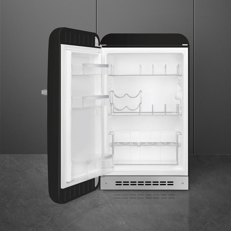 Smeg FAB10HLBL6 frigorifero Libera installazione 135 L Nero Made in Italy