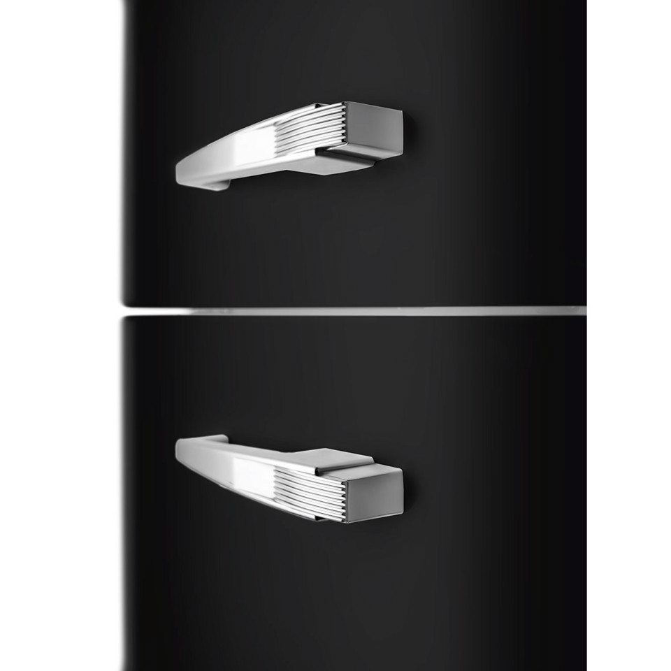 Smeg FAB32LBL6 frigorifero con congelatore Libera installazione 331 L Nero Made in Italy