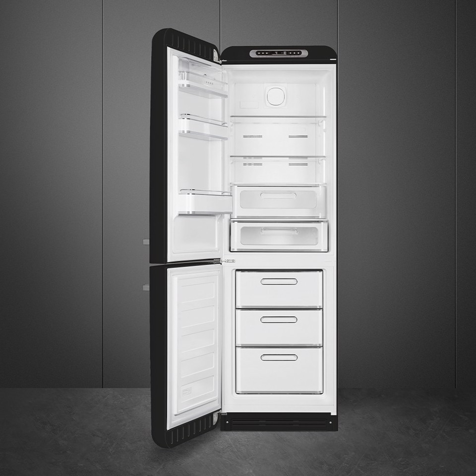 Smeg FAB32LBL6 frigorifero con congelatore Libera installazione 331 L Nero Made in Italy