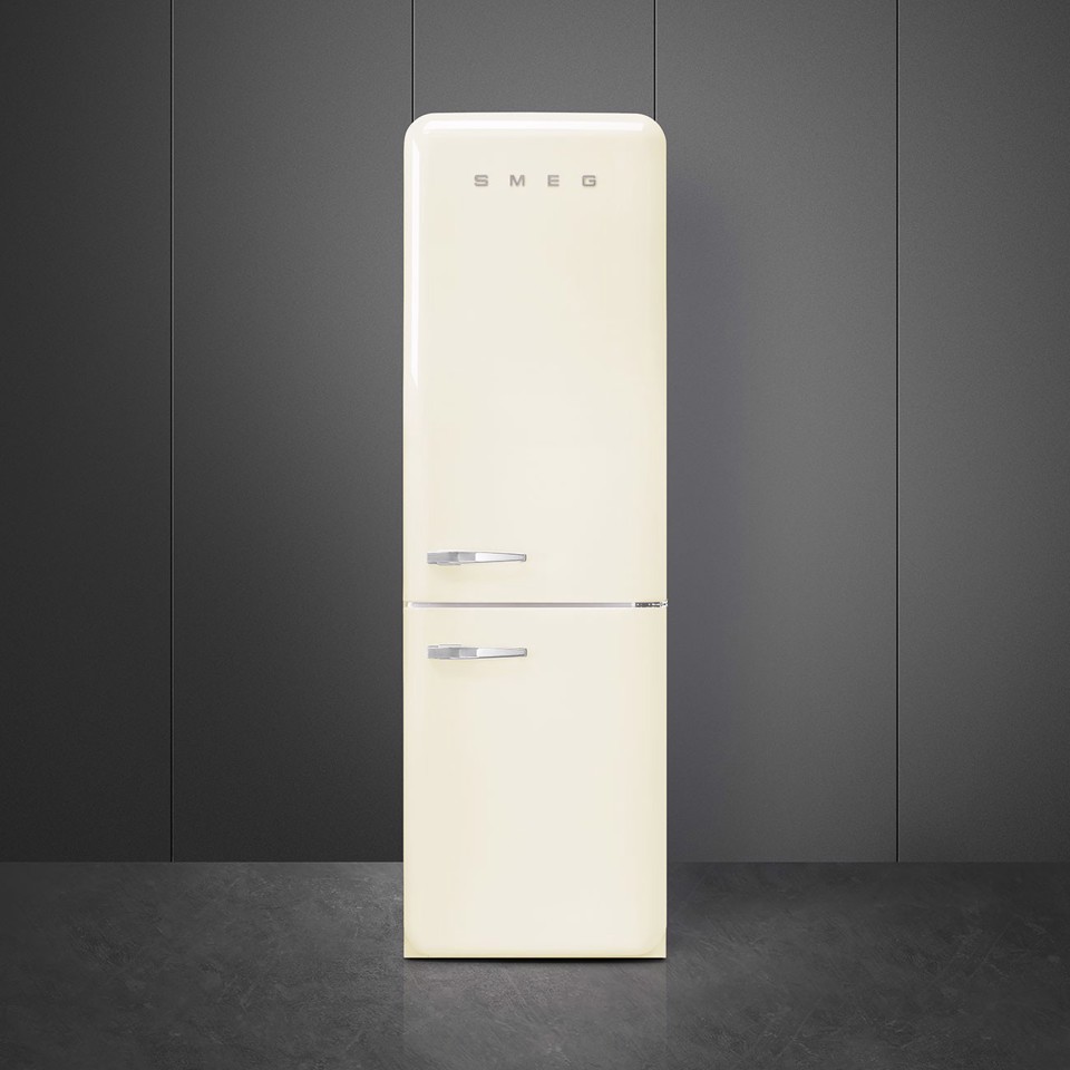 Smeg FAB32RCR6 frigorifero colore Beige con congelatore Libera installazione 331L C