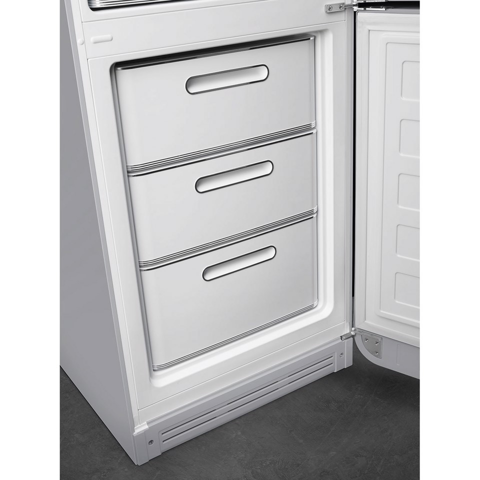 Smeg FAB32RSV6 frigorifero con congelatore Libera installazione 331 L Argento Made in Italy