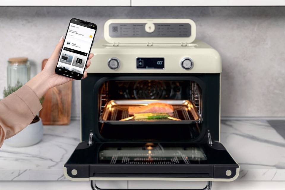 Smeg Forno combinato a vapore da appoggio 50's Style - Panna - COF01CREU