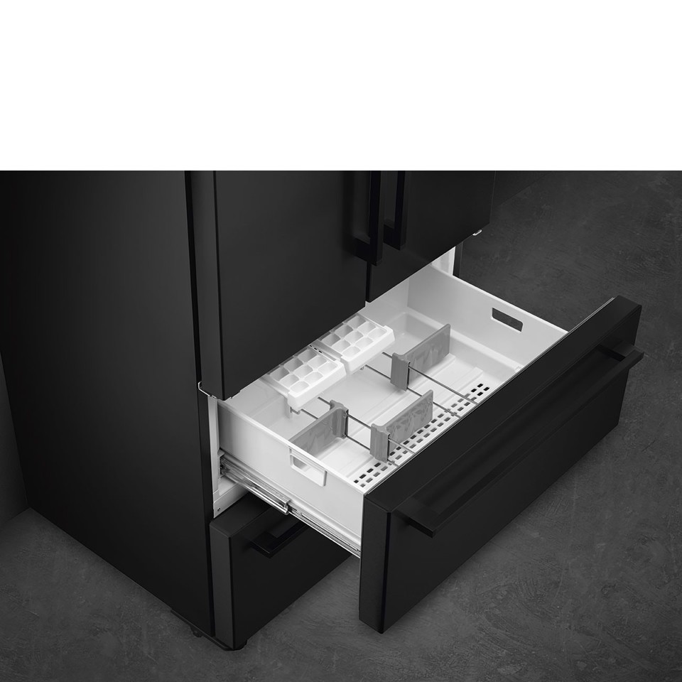 Smeg FQ55FNDF frigorifero side-by-side Libera installazione 539 L F Nero