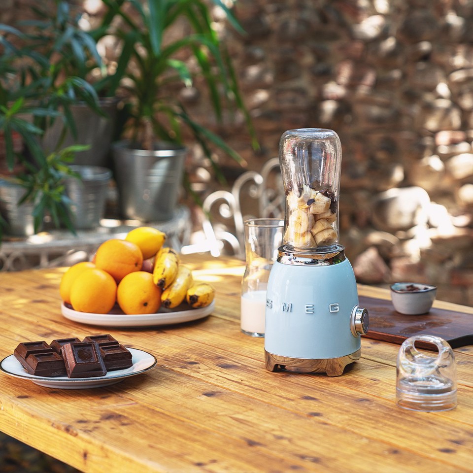 Smeg Frullatore Compatto 50's Style – Azzurro LUCIDO – PBF01PBEU