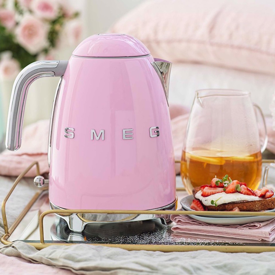 Smeg KLF03PKEU bollitore elettrico 1,7 L 2400 W Rosa