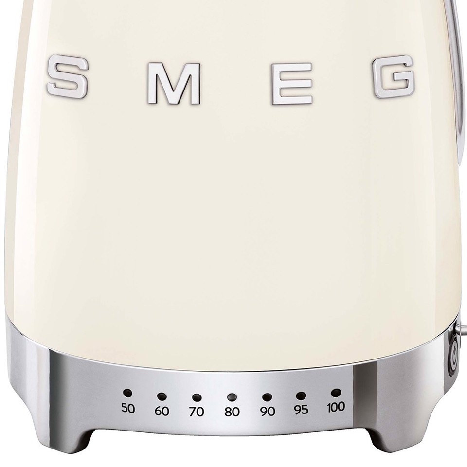 Smeg KLF04CREU bollitore elettrico 1,7 L 2400 W Crema