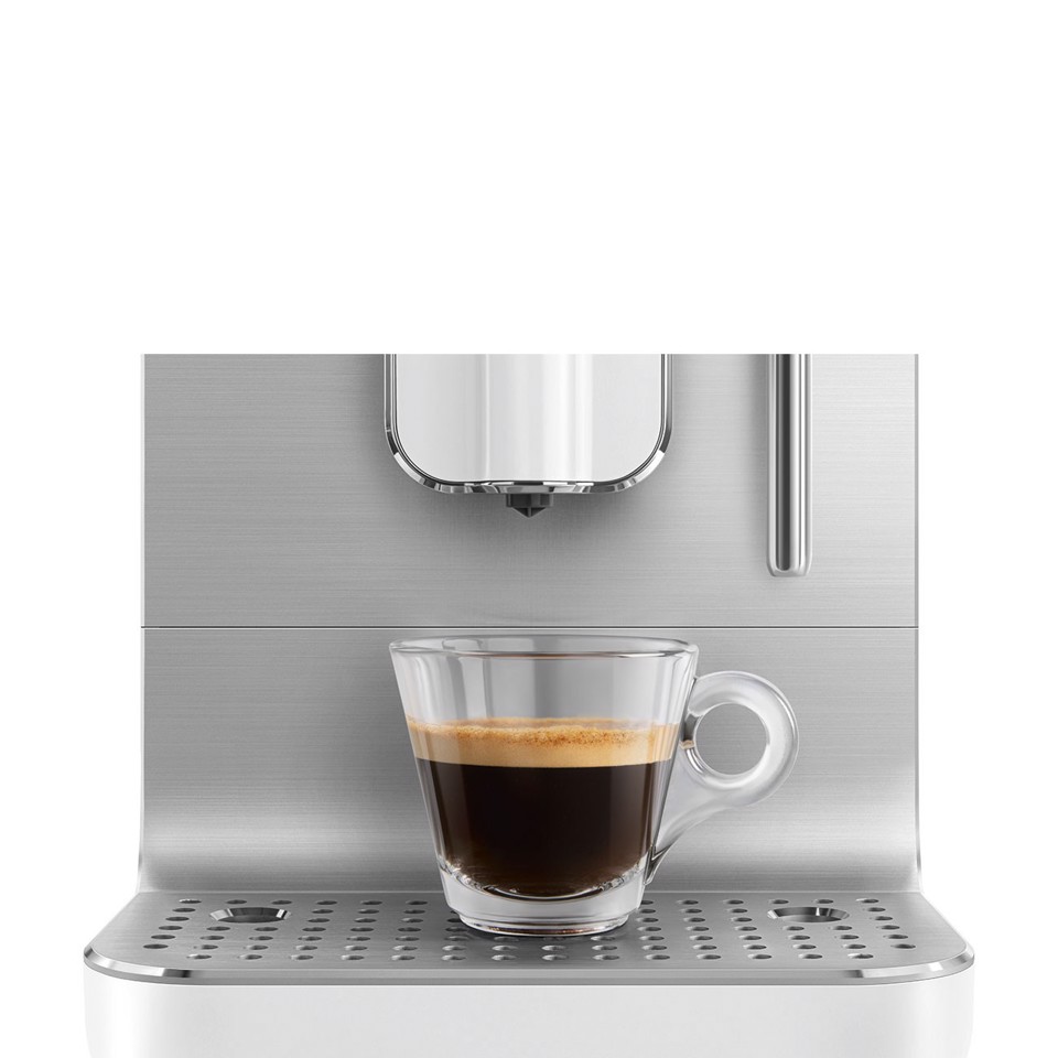 Smeg Macchina da Caffè Automatica lancia vapore Collezione Aesthetic – Bianco – BCC12WHMEU