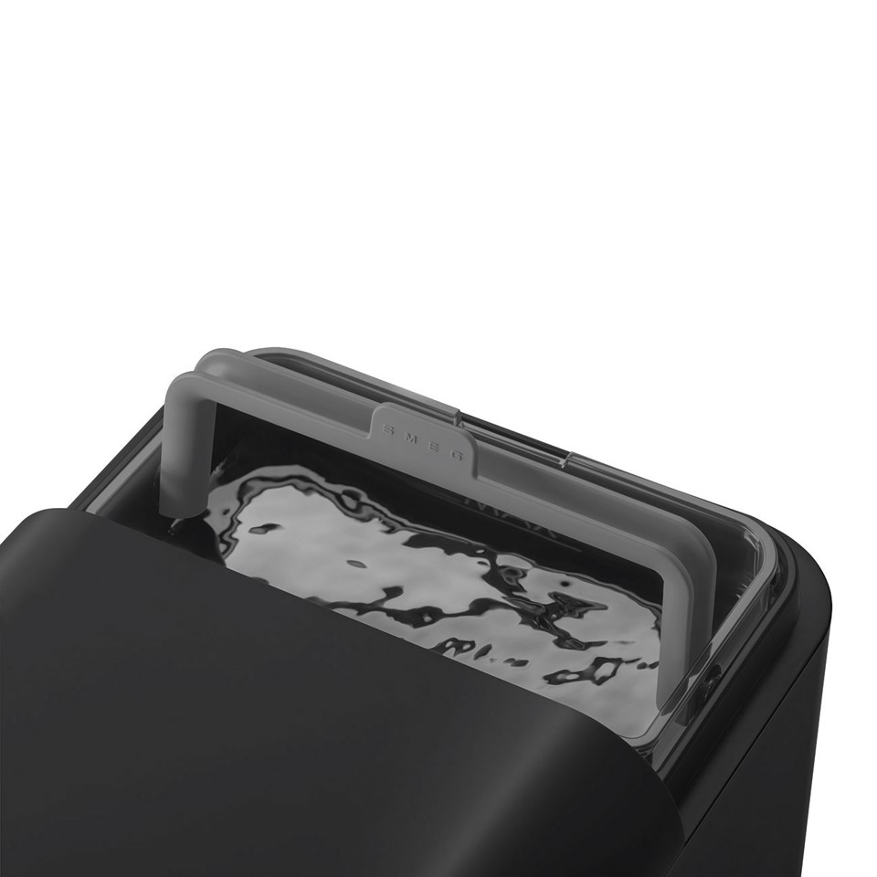 Smeg Macchina da Caffè Automatica lancia vapore Collezione Aesthetic – Nero – BCC11BLMEU