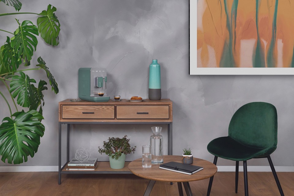 Smeg Macchina da Caffè Automatica lancia vapore Collezione Aesthetic – Verde Smeraldo – BCC12EGMEU