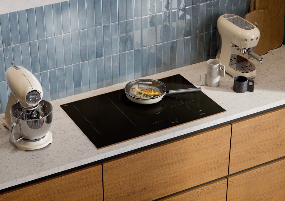 Smeg Macchina da Caffè Espresso Manuale 50's Style – Panna LUCIDO – ECF02CREU