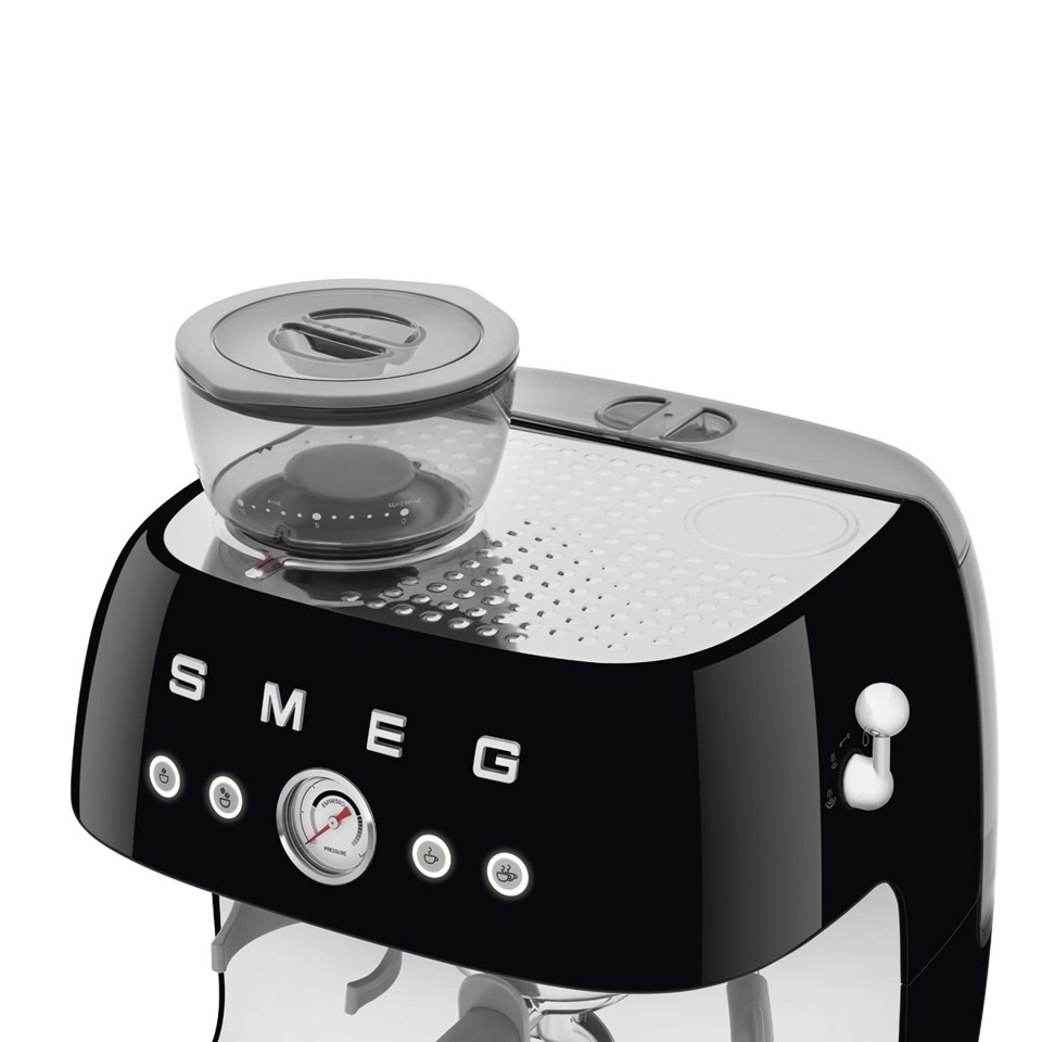 Smeg Macchina da Caffè Espresso Manuale con macinacaffè integrato 50's Style – Nero LUCIDO – EGF03BLEU