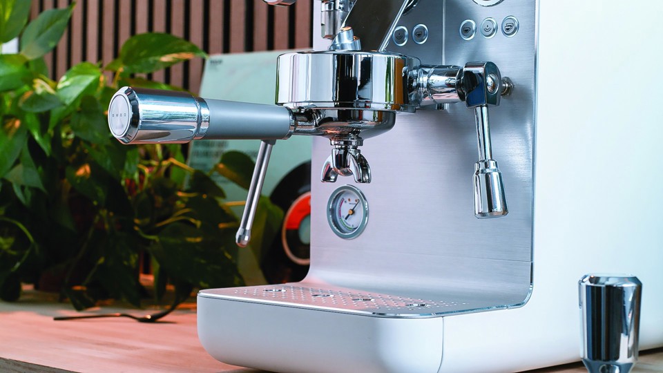 Smeg Macchina da caffè espresso Minipro Linea Collezione - Bianco Opaco - EMC02WHMEU