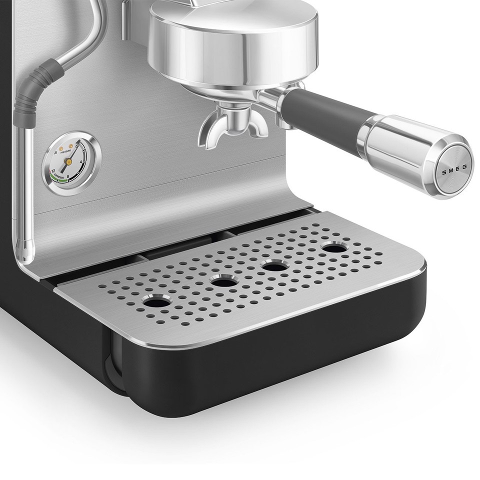 Smeg Macchina da caffè espresso Minipro Linea Collezione - Nero Opaco - EMC02BLMEU
