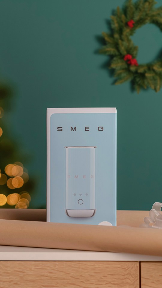 Smeg MFF02PGEU montalatte e scaldalatte Verde